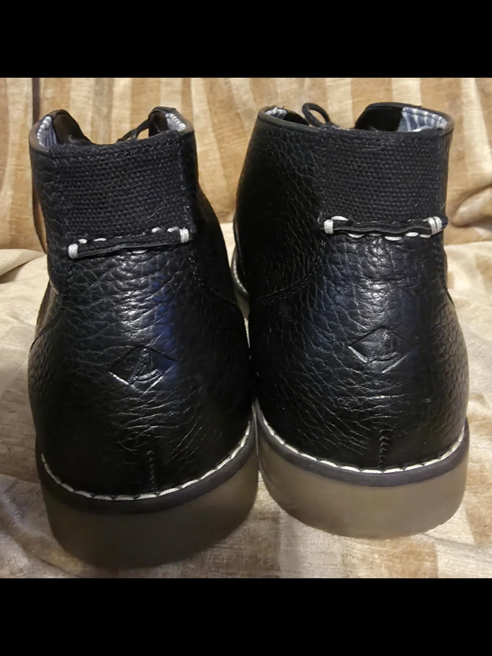 Sperry Men's Black Leather Chukka Boots with Striped Lining